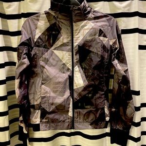 Women’s NIKE running jacket XS